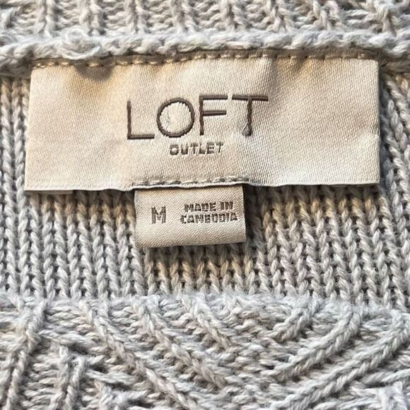 Loft Outlet Gray Sweater   Sz M  GUC - Picture 3 of 4